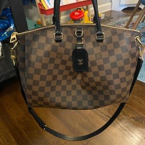 Barely used Louis Vuitton Odeone tote!